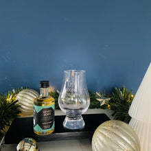 Load image into Gallery viewer, Seven Sons Mini & Glencairn Glass Set - 20yo Single Malt